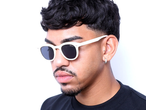 Óculos Bow Cream